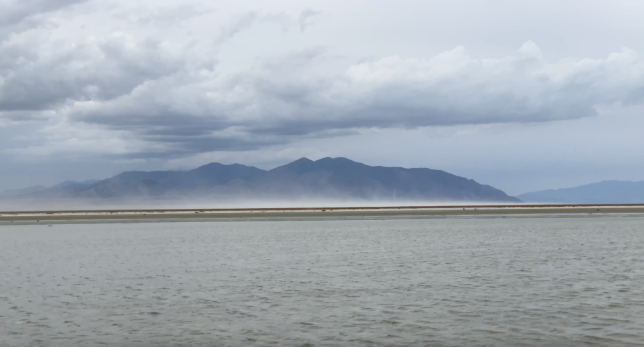 Mitigating dust from a shrinking Great Salt Lake could cost more than a billion dollars to fix, a new report from the Utah State Legislature's Auditor General found.
